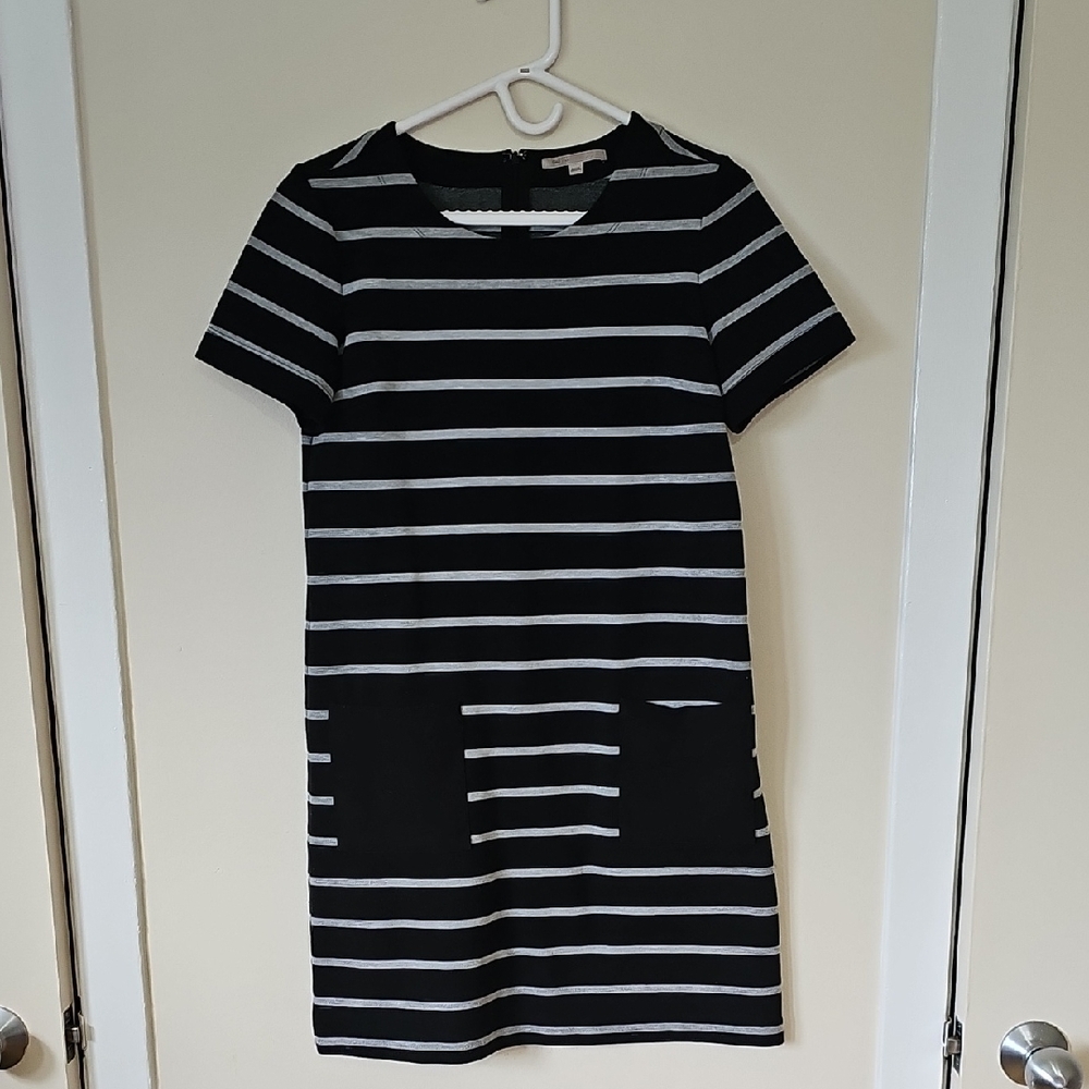 $3 GAP Black and White Sheath Mini Dress